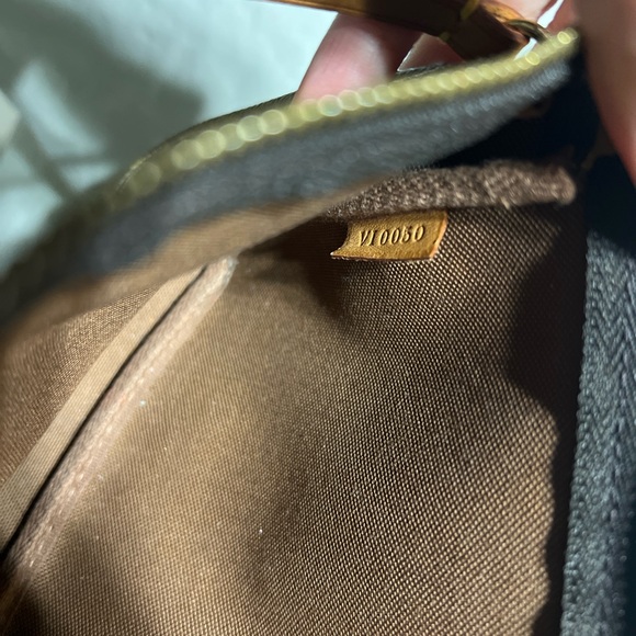 Louis Vuitton Monogram Brown Wristlet - Picture 10 of 11